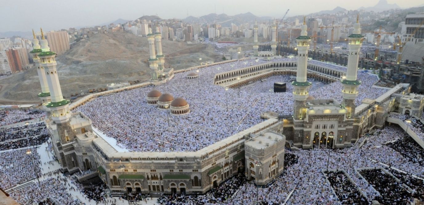 Mosquée de la Mecque fermée par précaution (VIDÉO)